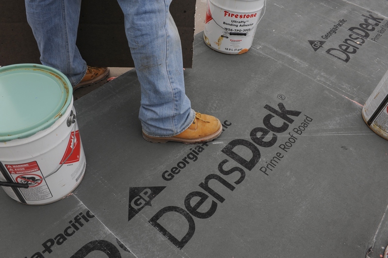 What can I use instead of a cement board? - Densdeck